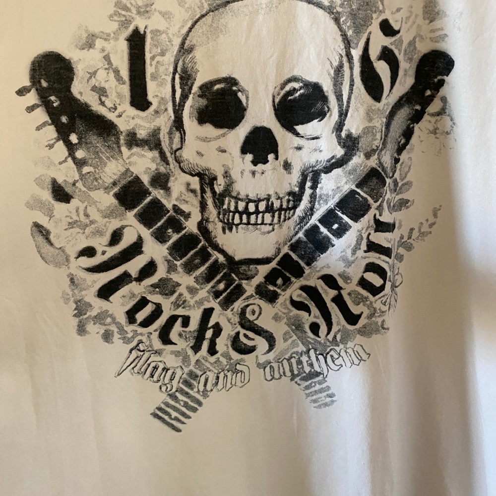 Skull tshirt - Picture 3 of 4